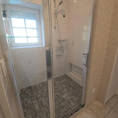 La Parenthese - Maison Pour 6 A 8 Personnes Avec Jacuzzi *