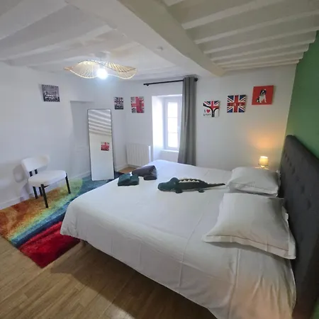 La Parenthese - Maison Pour 6 A 8 Personnes Avec Jacuzzi * Guéron
